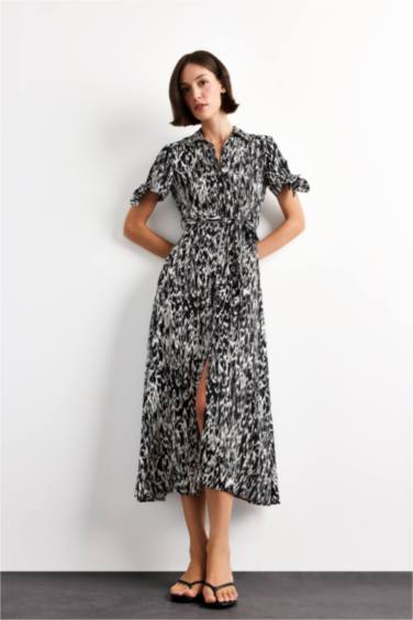 فستان ميدي نص ردن بطبعة حيوانات