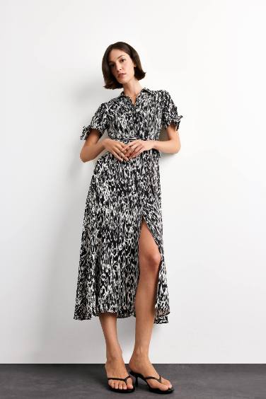 فستان ميدي نص ردن بطبعة حيوانات