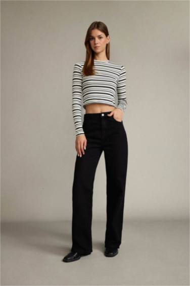 Bisiklet Yaka Çizgili Uzun Kollu Tişört