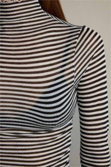 Balıkçı Yaka Çizgili Uzun Kollu Tişört