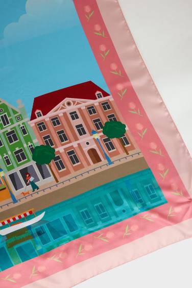 Kadın Amsterdam Temalı Fular