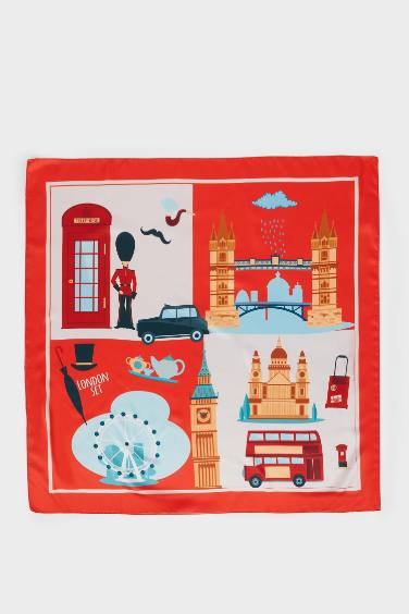 Kadın Londra Temalı Fular