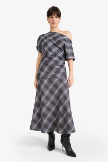 Regular Fit Boat Collar Plaid Short Sleeve Blouse