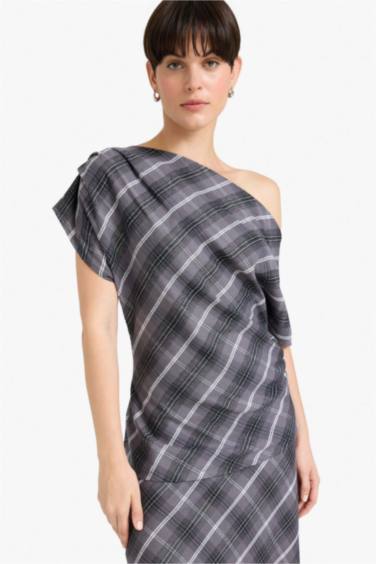 Regular Fit Boat Collar Plaid Short Sleeve Blouse
