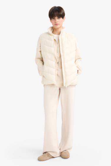 Su Geçirmez Regular Fıt Fermuarlı Yelek