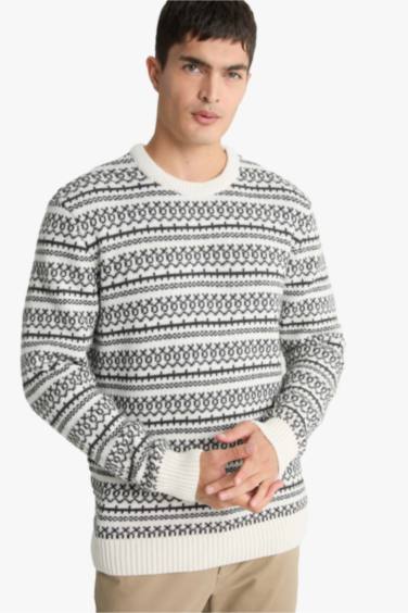 Knitwear New Year Pullover