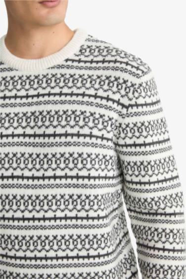 Standart Fıt Triko Kazak - Görsel 5