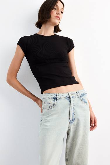 تيشيرت نص ردن بياخة مستديرة