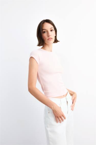 تيشيرت نص ردن بياخة مستديرة