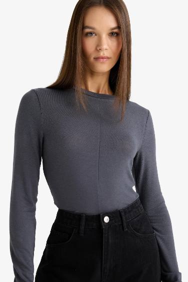 Slim Fit Crew Neck Long Sleeve T-Shirt