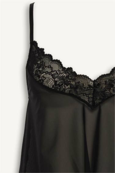 بلوزة تول قصة عادية من Fall in Love