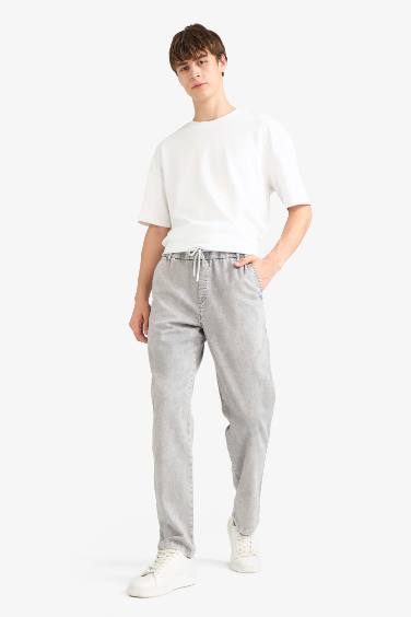 Wide Leg Washed Jeans