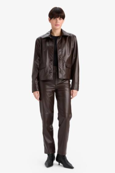 Straight Fit Cepli Kısa Paça Bilek Boy Deri Pantolon