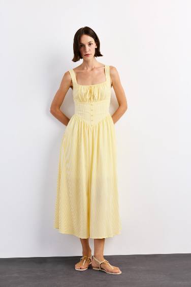 Kare Yaka Askılı Maxi Elbise