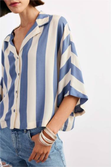 Oversize Fit V-Neck Short Sleeve Shirt