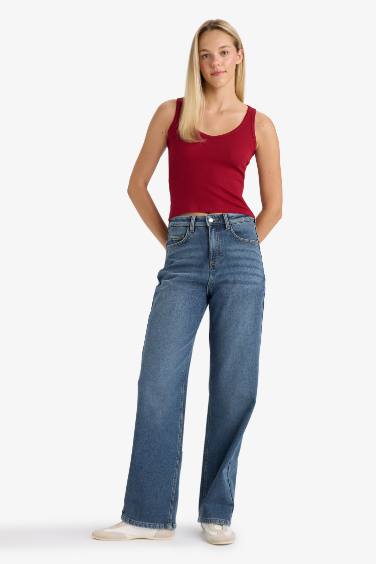 Slim Fit Camisole V-Neck Tank Top