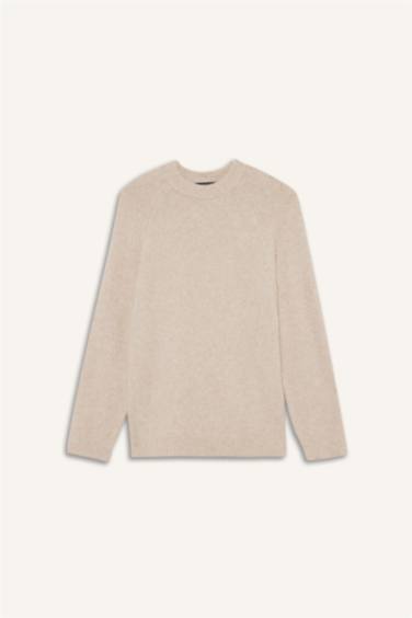 بلوفر تريكو قصة عادية برقبة مستديرة