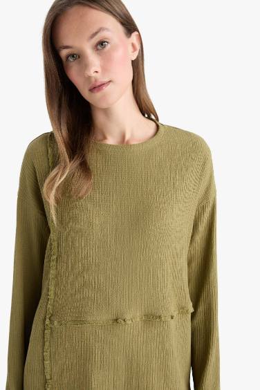 Relax Fit Crew Neck Crepe T-Shirt