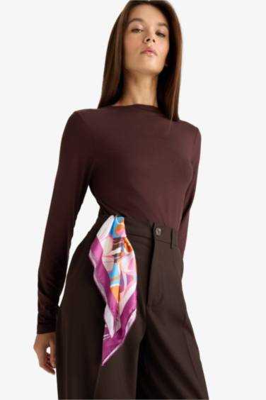 Woman Patterned Scarf