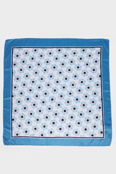 Woman Patterned Scarf