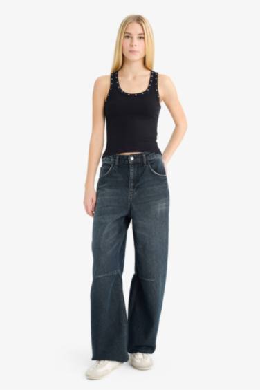 تانك توب مضلع سليم فيت بياقة مربعة مخصر