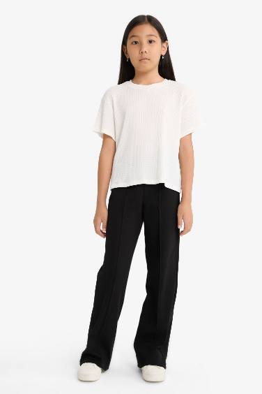 تيشيرت بناتي نص كم اوفر سايز برقبة مستديرة