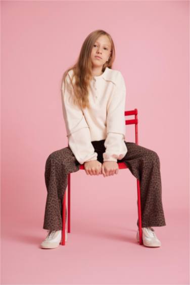 Kız Çocuk Oversize Geniş Kalıp Bisiklet Yaka Düğmeli Sweatshirt