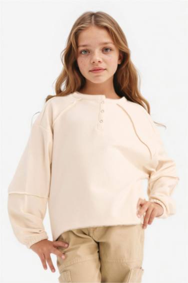 سويت شيرت بناتي اوفر سايز بياخة V