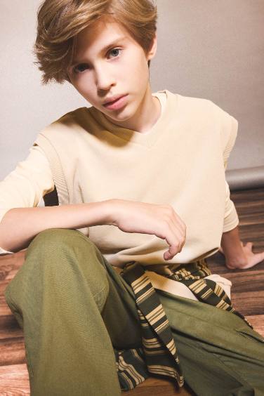 Boy V-Neck Washed Vest