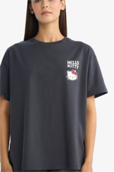 Футболка Hello Kitty Oversize с принтом и коротким рукавом