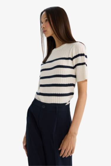 Свитер с круглым вырезом Regular Fit