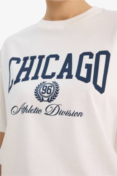 Oversize кең пішімді дөңгелек жағалы суретті қысқа жеңді футболка