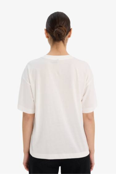 Трикотажная футболка Oversize с надписью и коротким рукавом