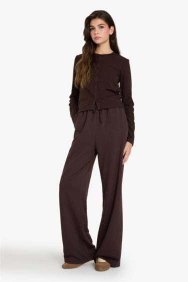 Gilet en maille côtelée à col boutonné Coupe slim