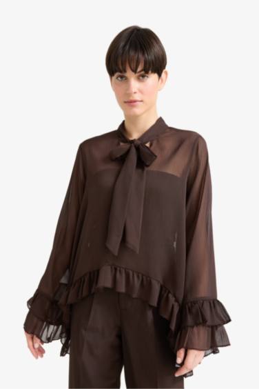 Overshirt Fit Bow Collar Chiffon Blouse