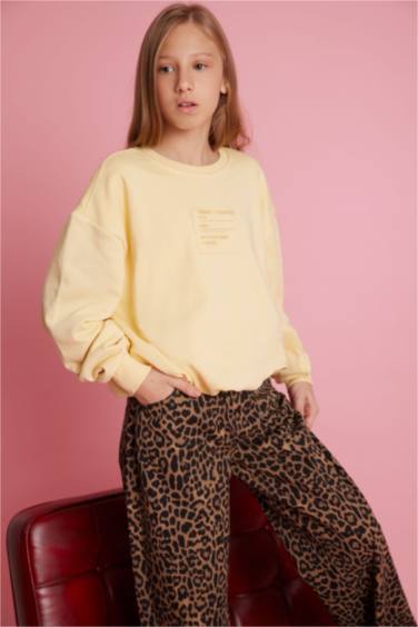 سويت شيرت بناتي اوفر سايز بطبعة