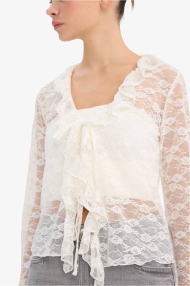 Fitted V-Neck Lace Long Sleeve Blouse