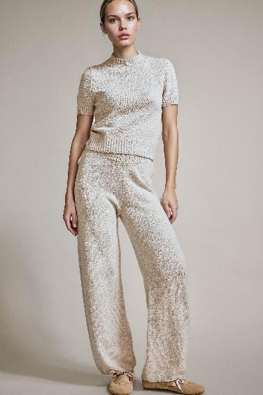 بنطرون قصة مريحة برجل عادي وخصر عادي