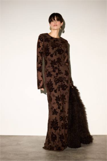 Skinny Fit Çiçek Desenli Tül Uzun Kollu Maxi Elbise