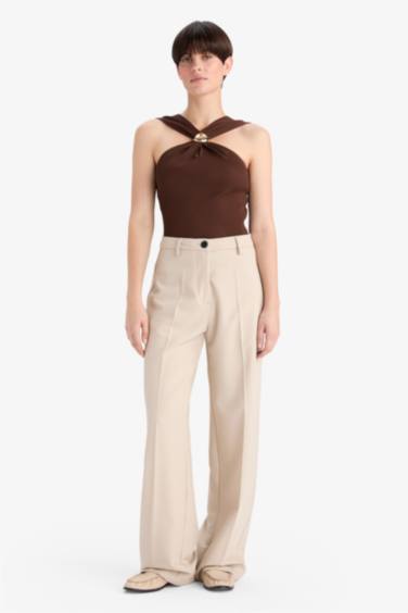 Fitted Rib Buckle Detail Sleeveless Blouse