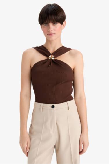 Fitted Rib Buckle Detail Sleeveless Blouse