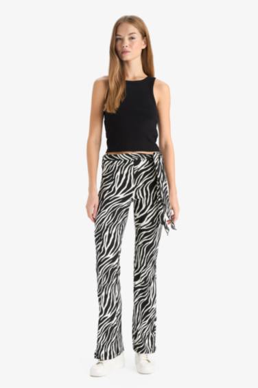 Pantalon évasé imprimé zèbre Coupe ajustée