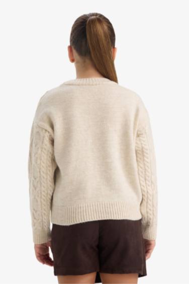 بلوفر تريكو بناتي قصة فضفاضة بياخة مستديرة