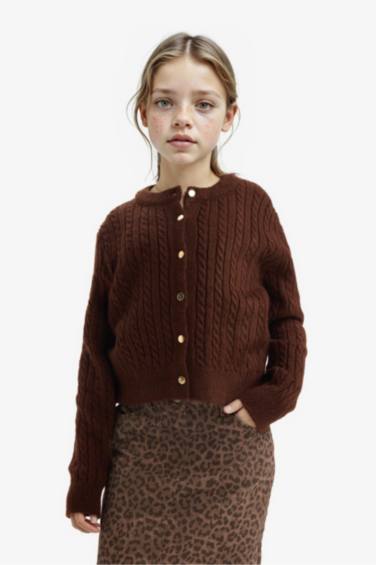 جاكيت تريكو بناتي قصة عادية بياخة مستديرة