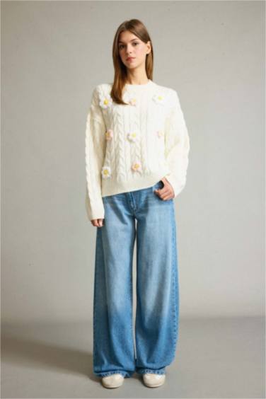 Bisiklet Yaka Çiçekli Triko Kazak