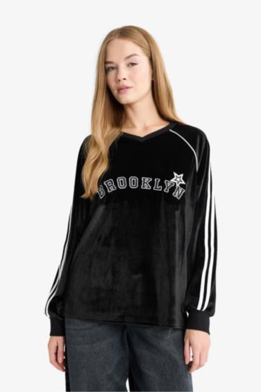 Oversize Fit V-Neck Printed Velvet Sweatshirt