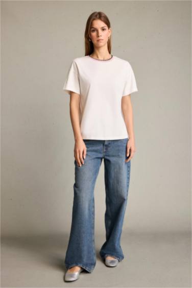 Bisiklet Yaka Kısa Kollu Tişört