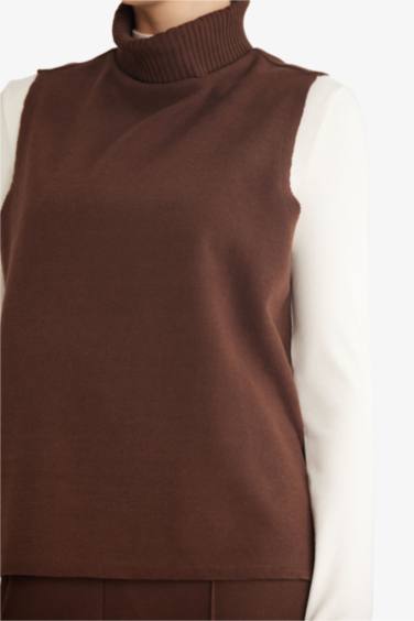 Regular Fit Balıkçı Yaka Atlet