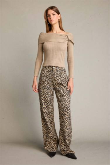 بنطلون تايجر برجل واسع