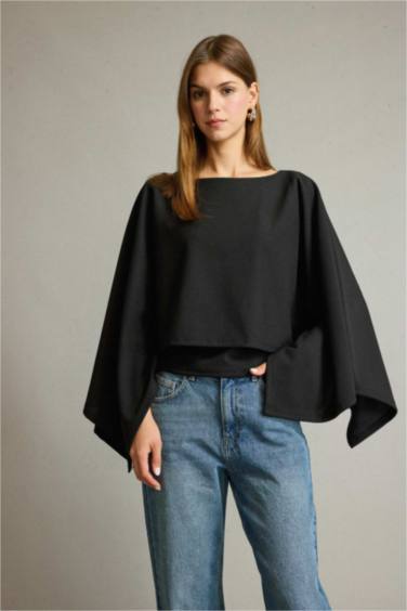 Kayık Yaka Yarasa Kollu Bluz